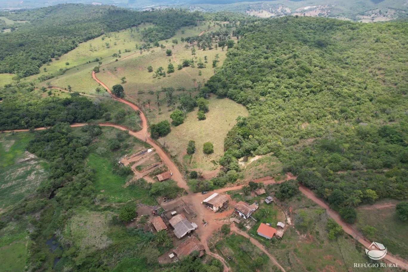 Fazenda à venda de 576 ha em Felício dos Santos, MG, Brasil