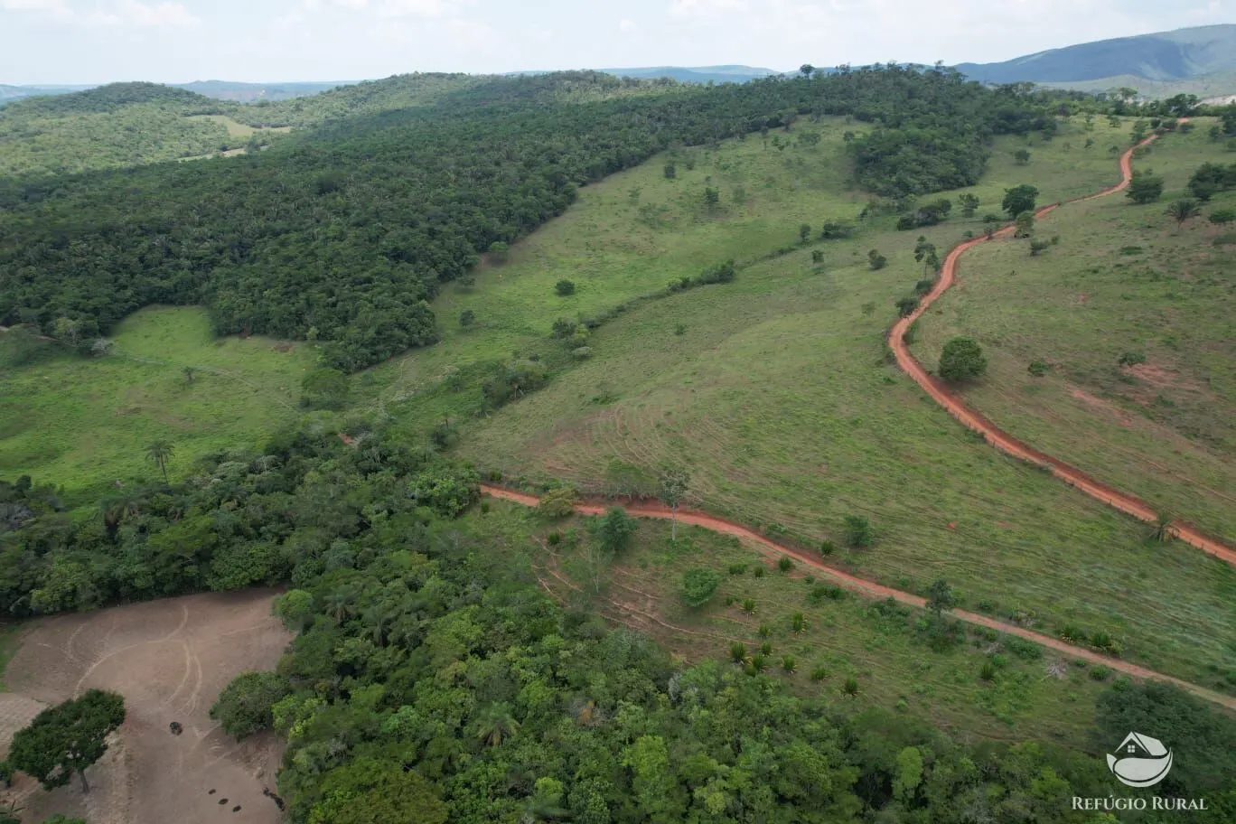 Fazenda à venda de 576 ha em Felício dos Santos, MG, Brasil