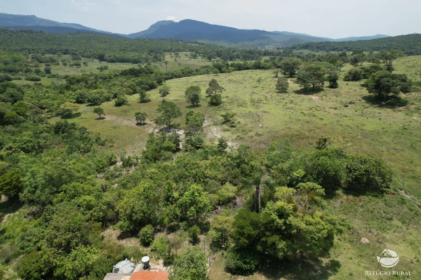 Fazenda à venda de 576 ha em Felício dos Santos, MG, Brasil