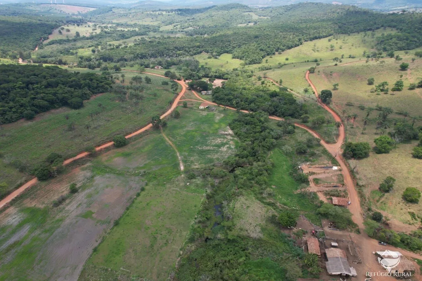 Fazenda à venda de 576 ha em Felício dos Santos, MG, Brasil