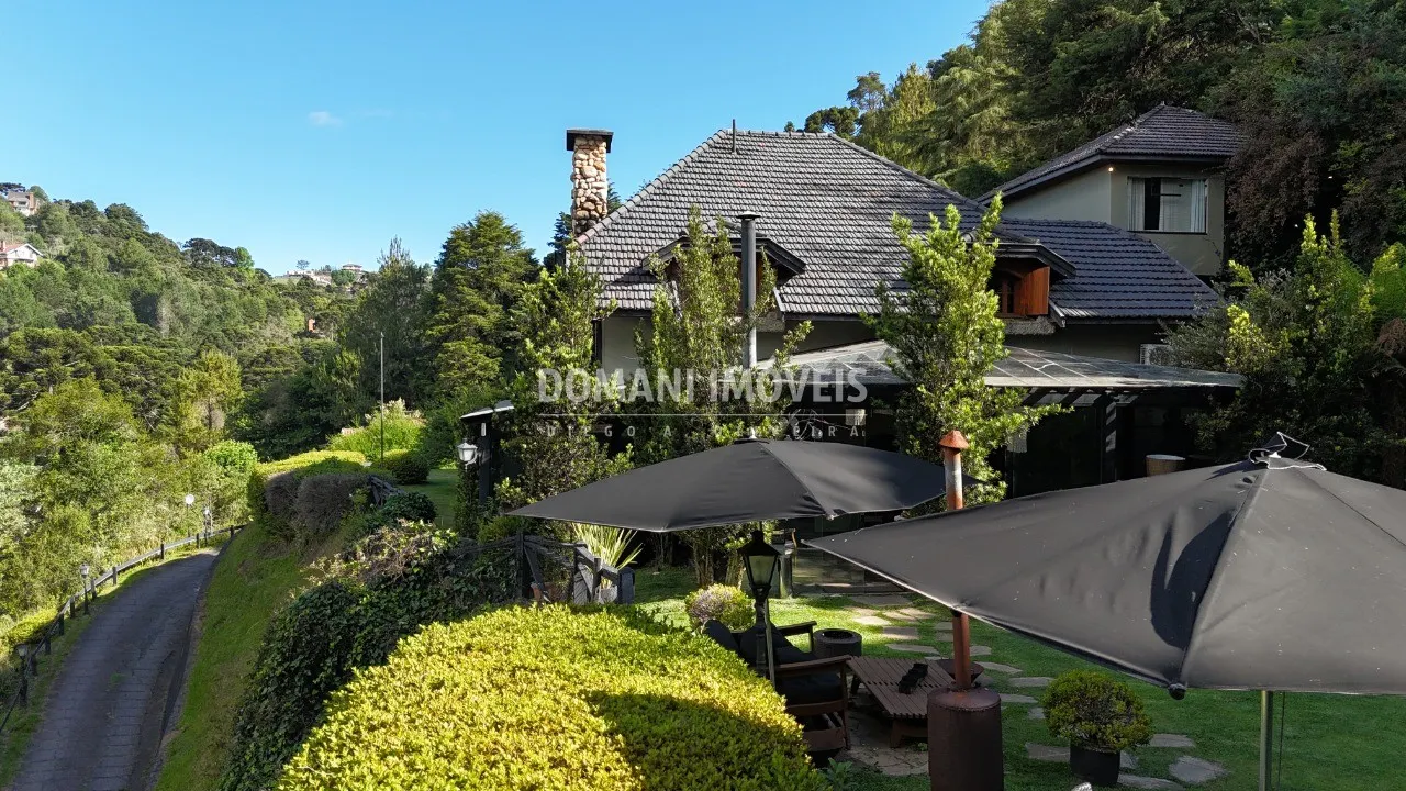 Comercial à venda de 3.850 m² em Campos do Jordão, SP, Brasil