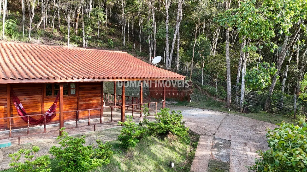 Casa à venda de 1.255 m² em Campos do Jordão, SP, Brasil