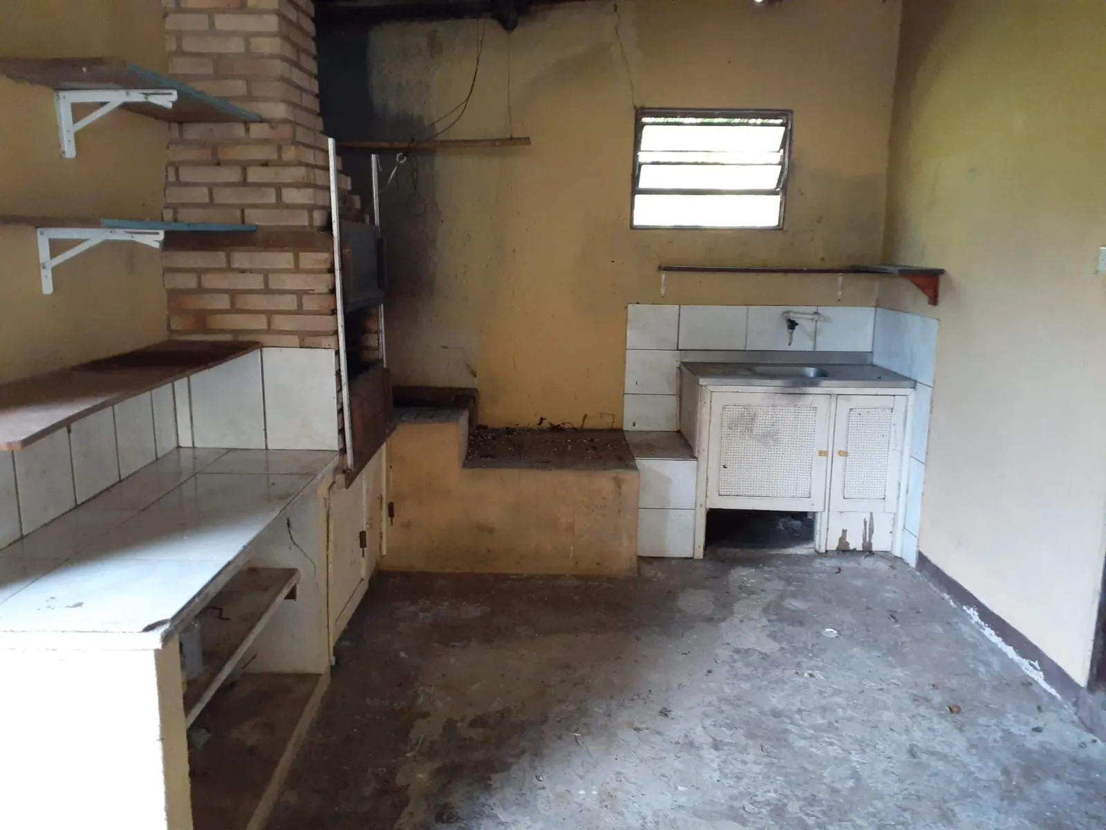 Chácara à venda de 8.000 m² em Paraibuna, SP, Brasil