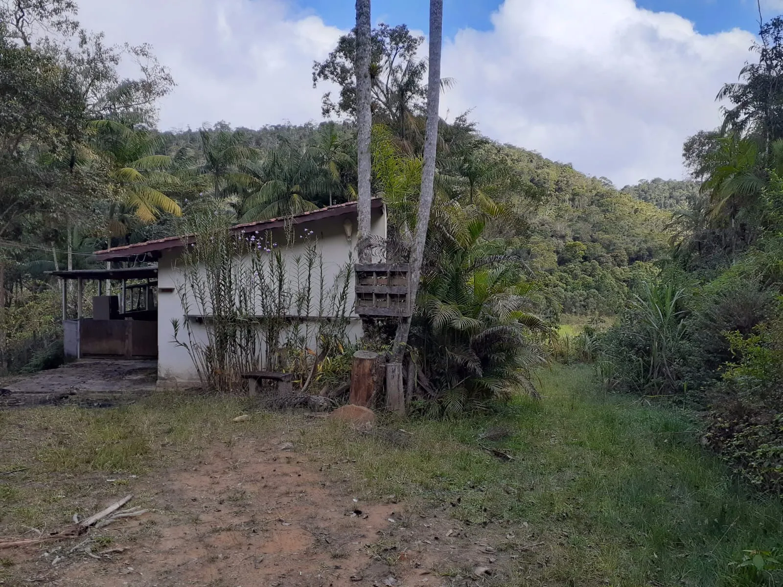 Chácara à venda de 8.000 m² em Paraibuna, SP, Brasil