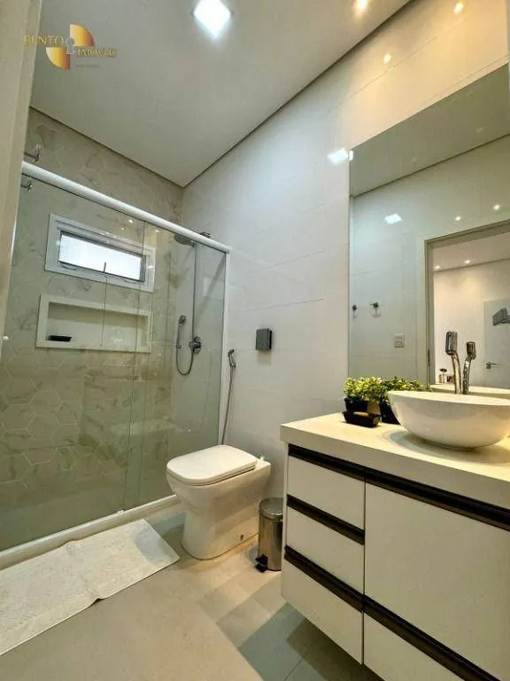 Casa à venda de 688 m² em Várzea Grande, MT, Brasil