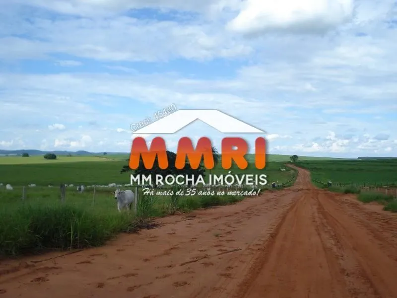 Fazenda à venda de 1.174 ha em Pompéia, SP, Brasil