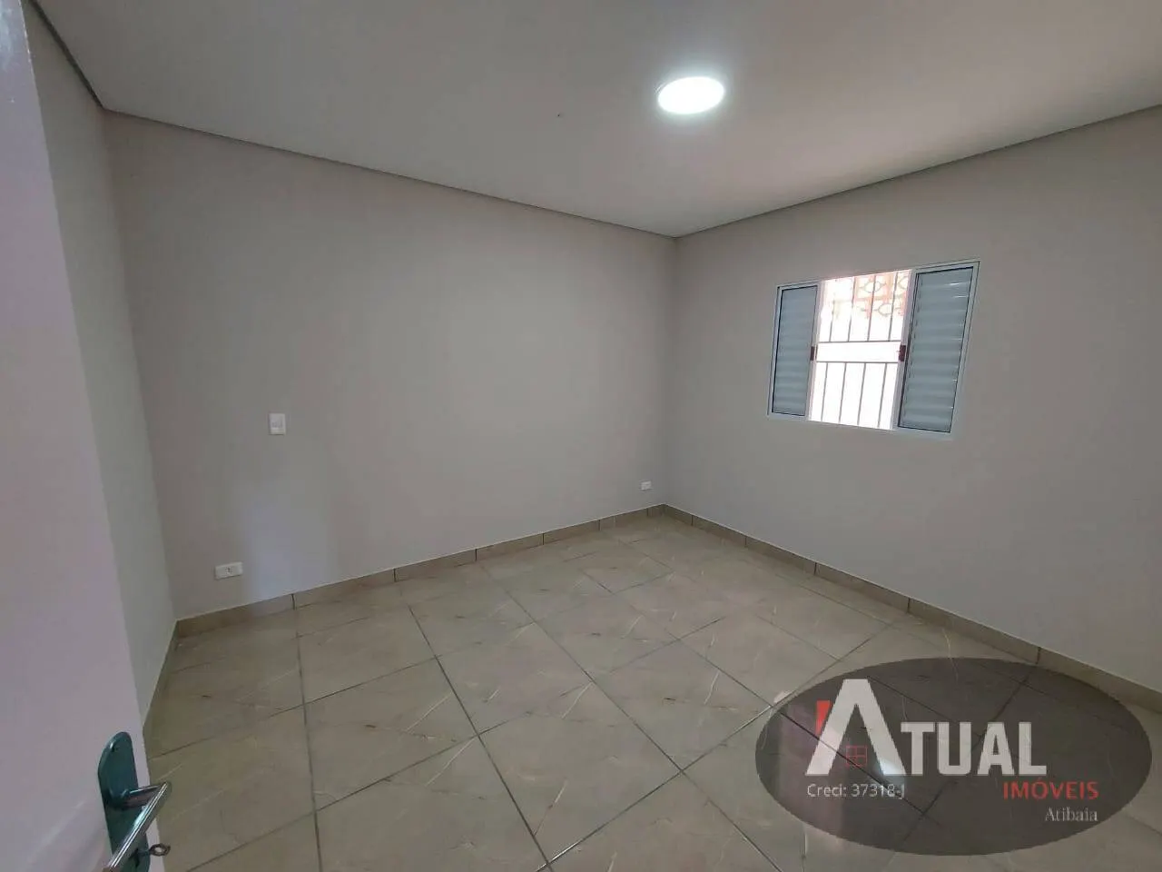 Casa para Alugar de 50 m² em Mairiporã, SP, Brasil