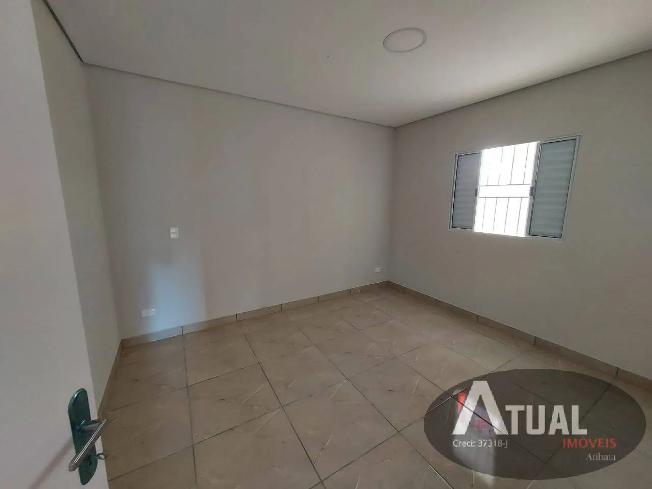 Casa para Alugar de 50 m² em Mairiporã, SP, Brasil
