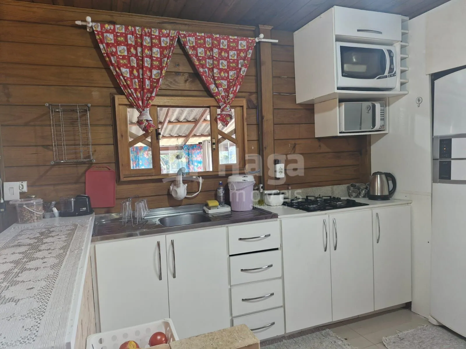 Fazenda à venda de 2.300 m² em Águas Mornas, SC, Brasil