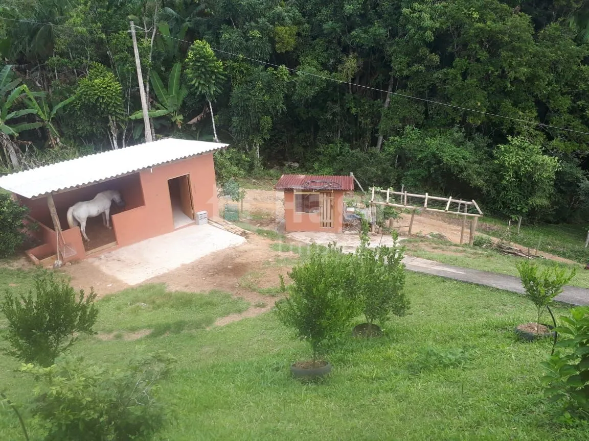 Fazenda à venda de 2.300 m² em Águas Mornas, SC, Brasil