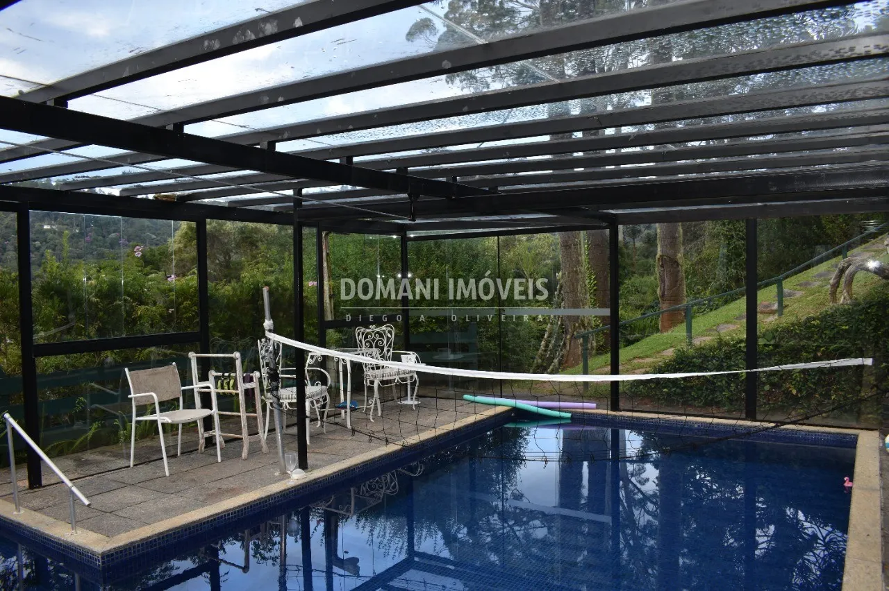 Casa à venda de 2.920 m² em Campos do Jordão, SP, Brasil