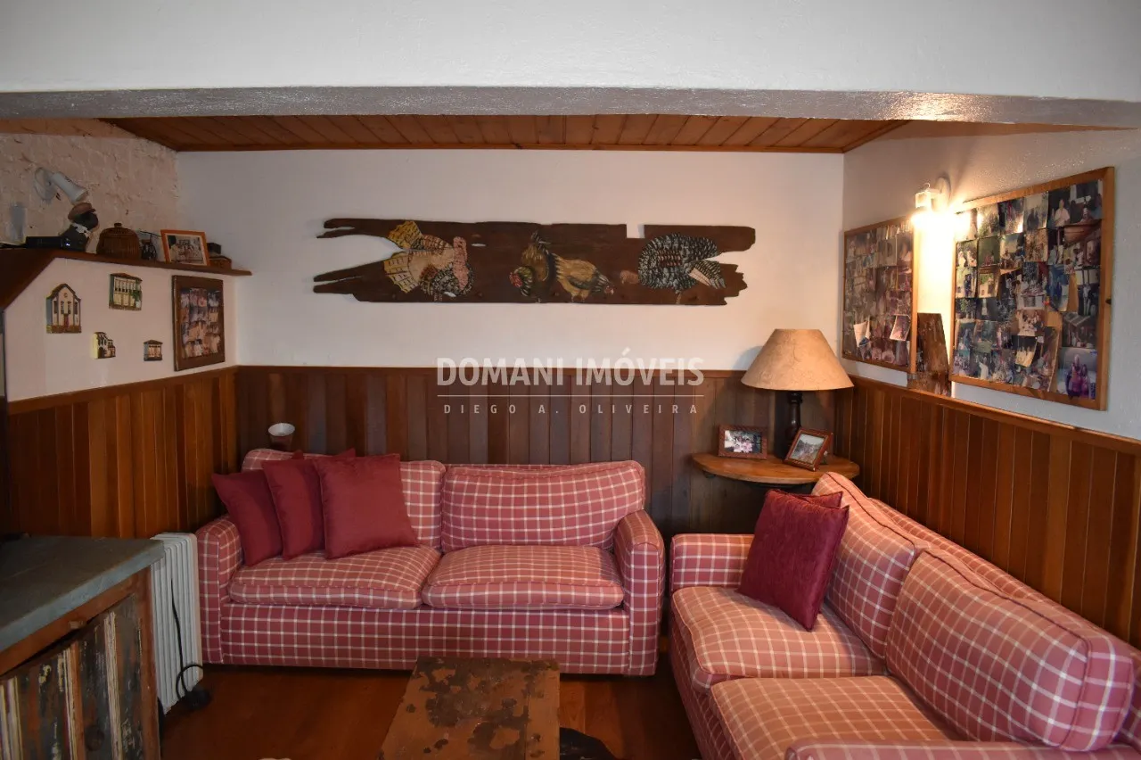Casa à venda de 2.920 m² em Campos do Jordão, SP, Brasil