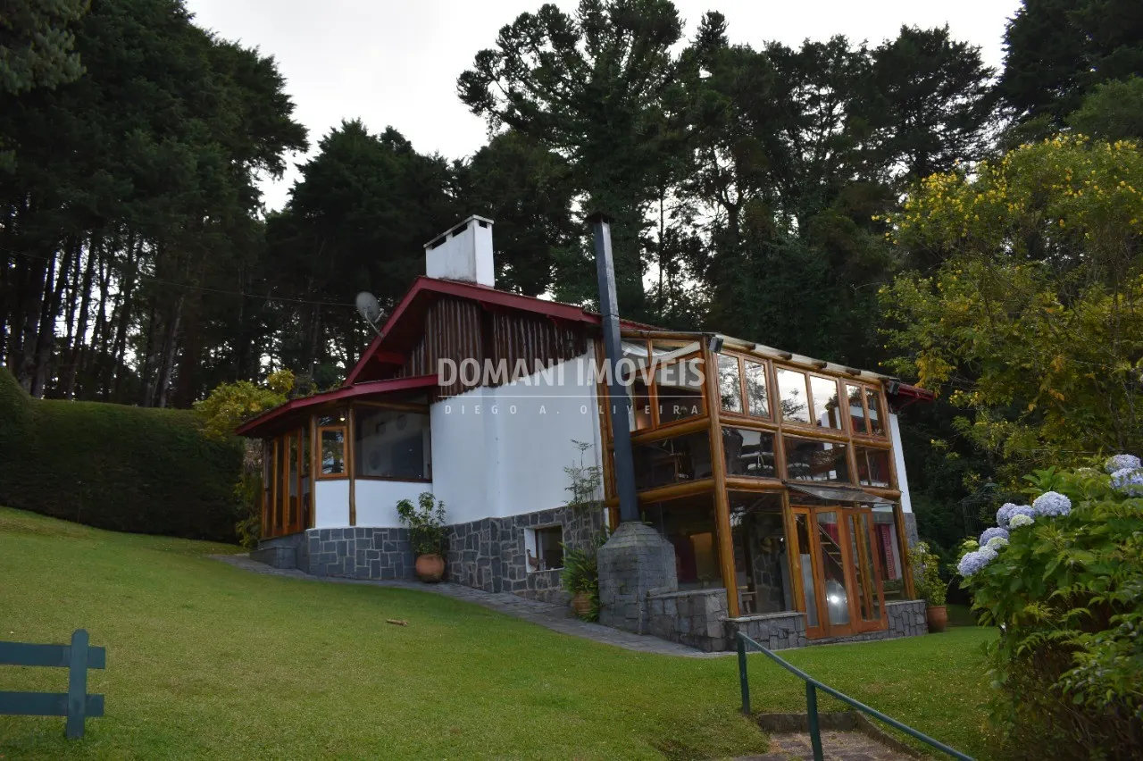 Casa à venda de 2.920 m² em Campos do Jordão, SP, Brasil