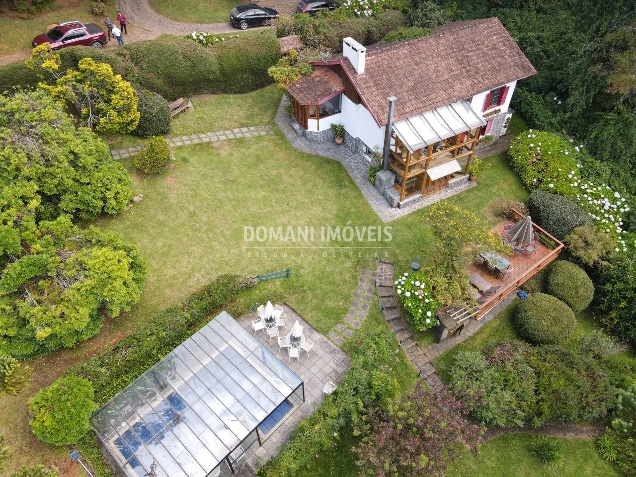 Casa à venda de 2.920 m² em Campos do Jordão, SP, Brasil