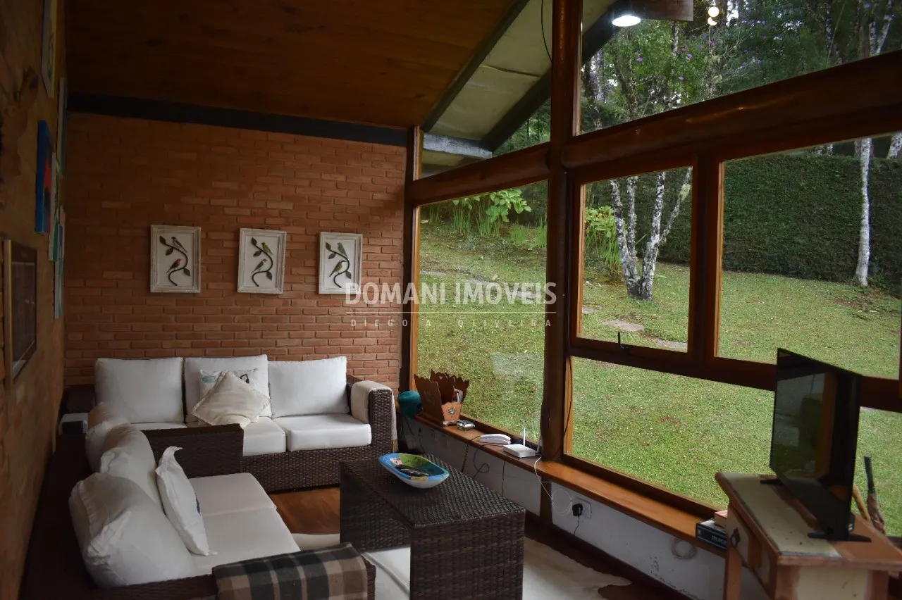 Casa à venda de 2.920 m² em Campos do Jordão, SP, Brasil