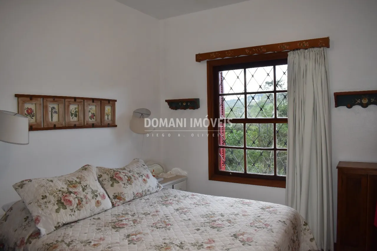 Casa à venda de 2.920 m² em Campos do Jordão, SP, Brasil