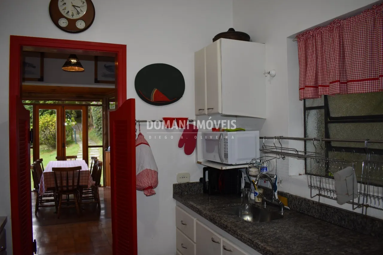 Casa à venda de 2.920 m² em Campos do Jordão, SP, Brasil