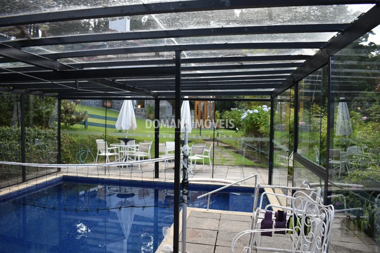 Casa à venda de 2.920 m² em Campos do Jordão, SP, Brasil