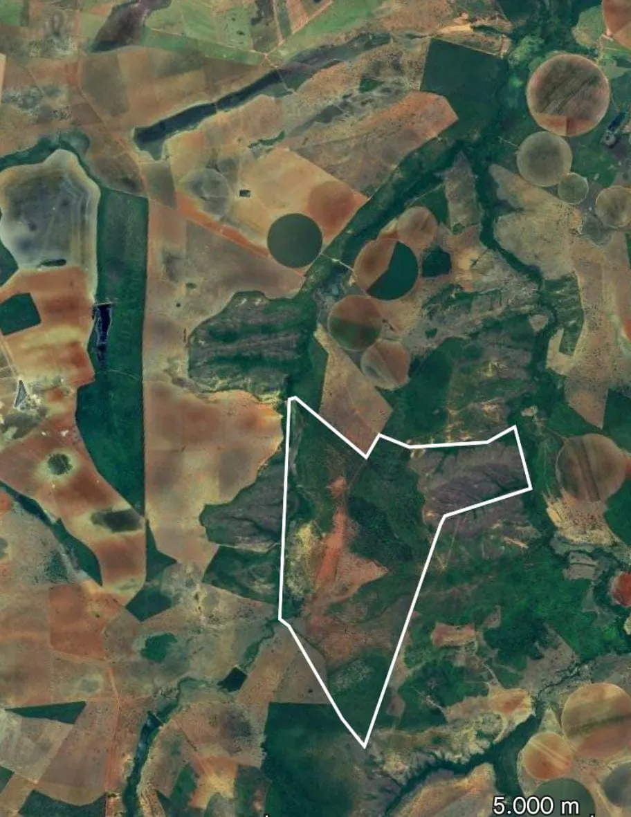 Fazenda à venda de 884 ha em Paracatu, MG, Brasil