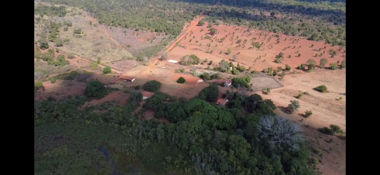 Fazenda à venda de 884 ha em Paracatu, MG, Brasil
