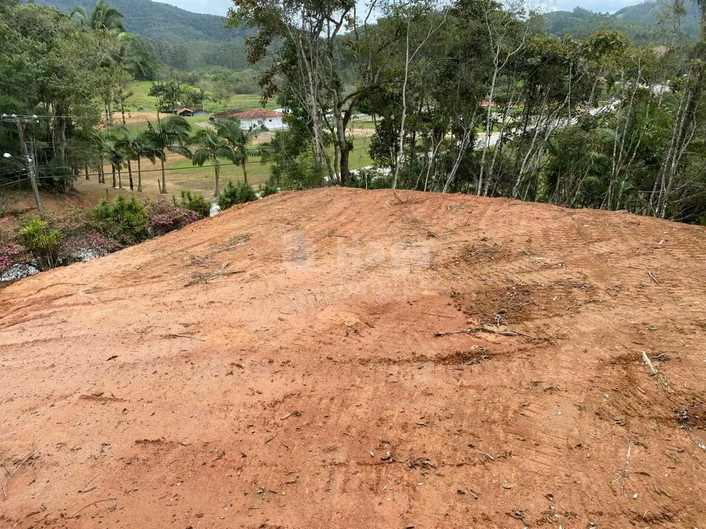 Terreno à venda de 900 m² em Nova Trento, SC, Brasil