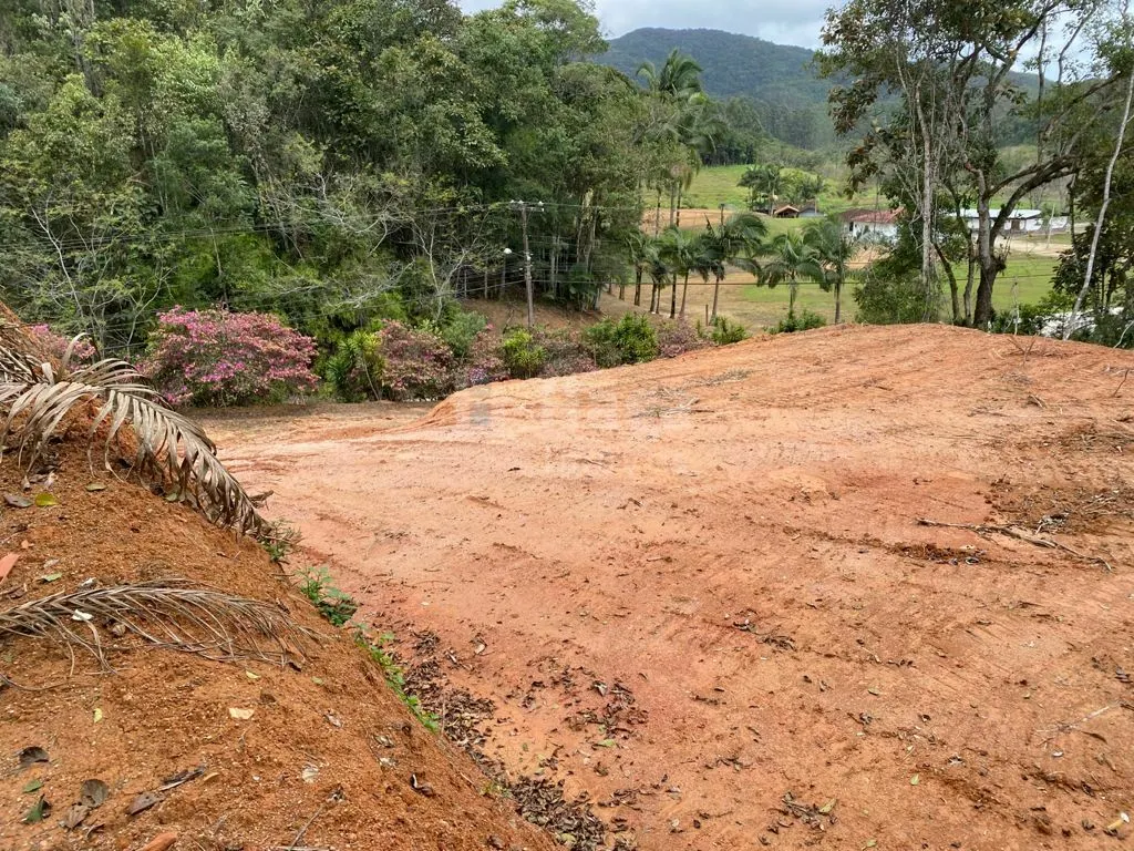 Terreno à venda de 900 m² em Nova Trento, SC, Brasil