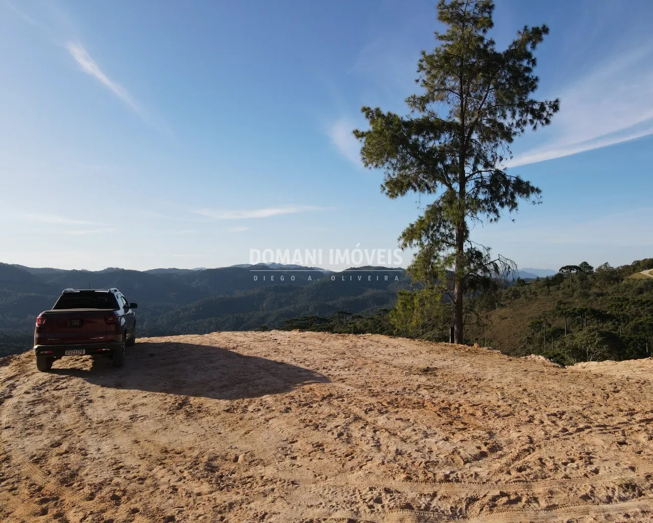 Terreno à venda de 1.470 m² em Campos do Jordão, SP, Brasil