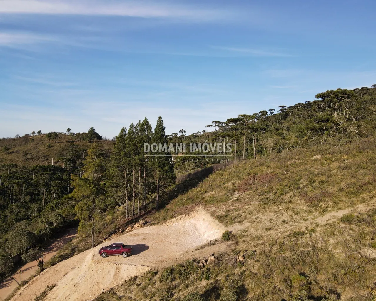 Terreno à venda de 1.470 m² em Campos do Jordão, SP, Brasil