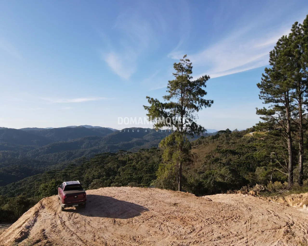 Terreno à venda de 1.470 m² em Campos do Jordão, SP, Brasil
