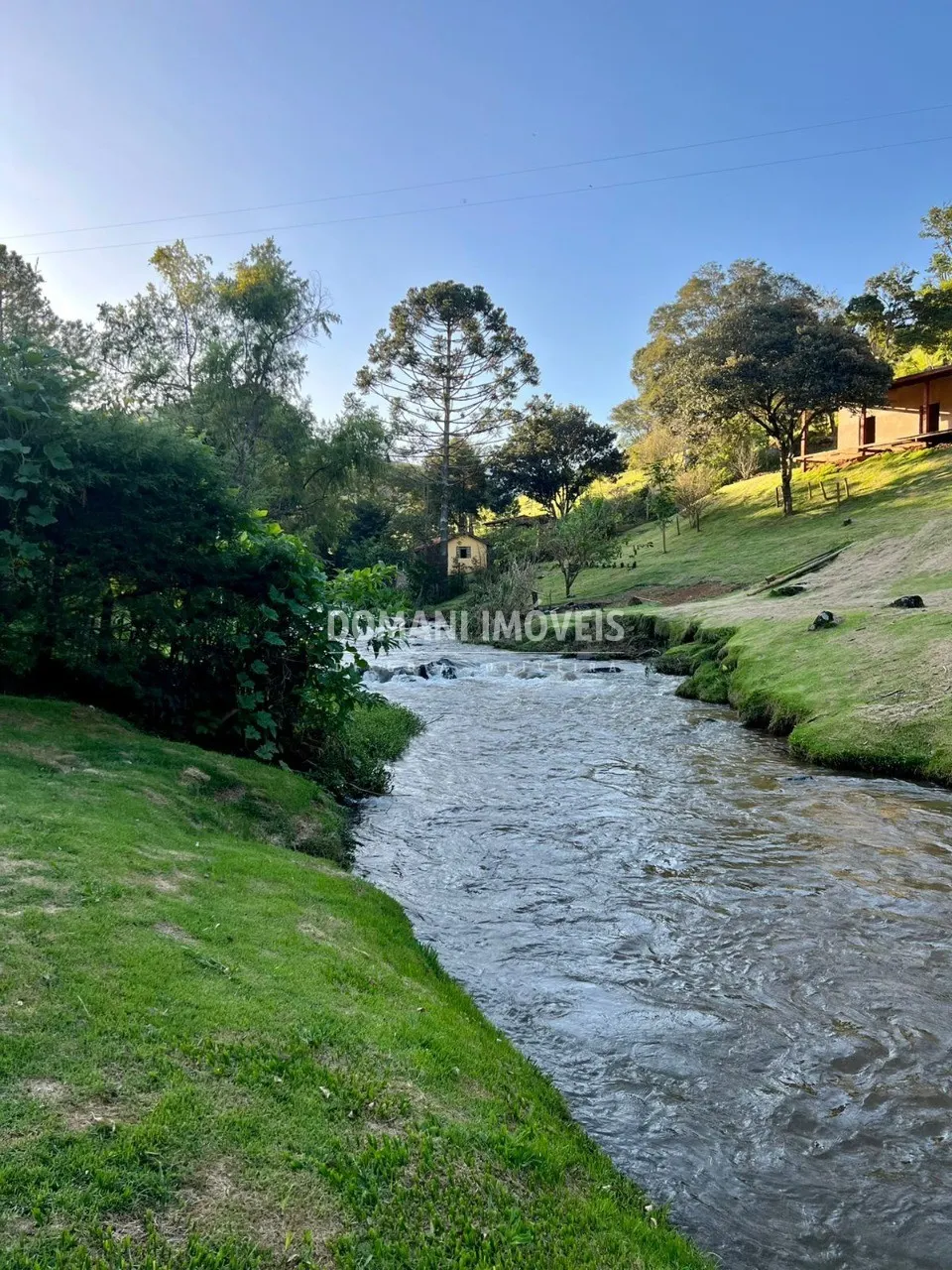 Sítio à venda de 2.000 m² em Sapucaí-Mirim, MG, Brasil