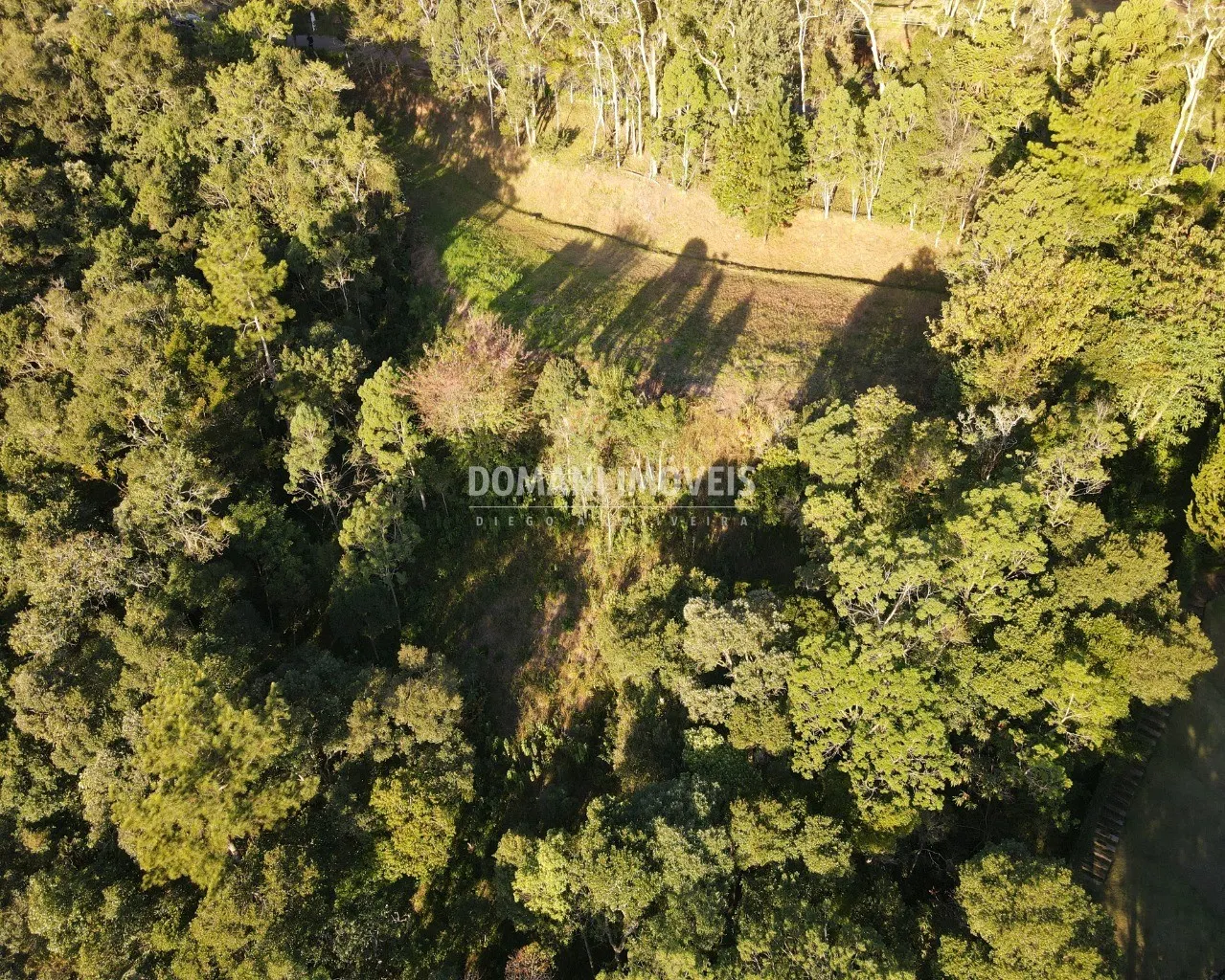 Terreno à venda de 4.300 m² em Campos do Jordão, SP, Brasil