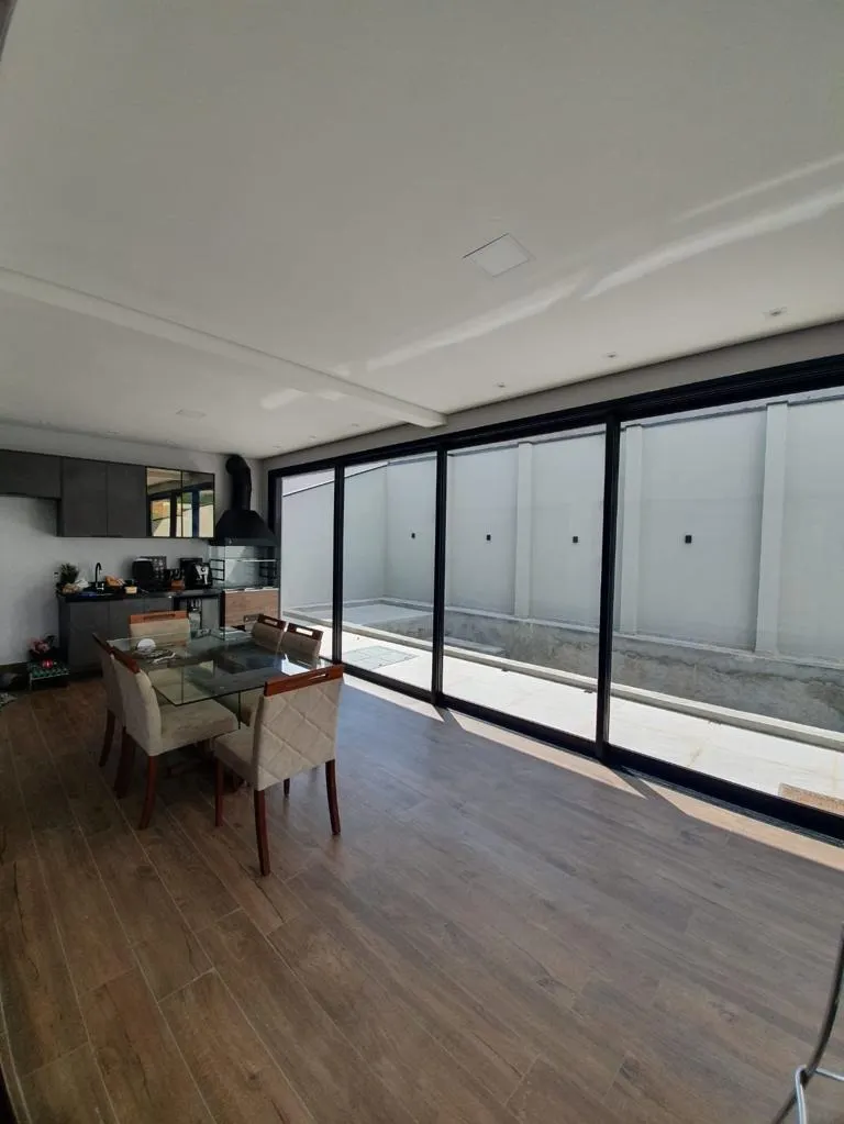Casa à venda de 300 m² em Jundiaí, SP, Brasil