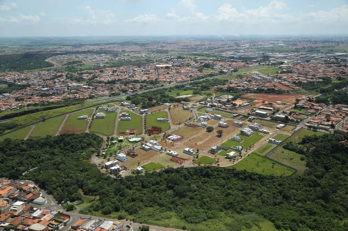 Terreno à venda de 324 m² em Santa Bárbara d'Oeste, SP, Brasil