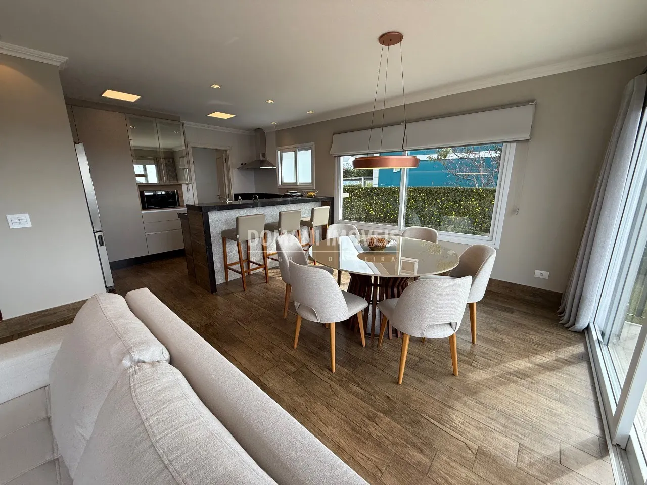 Casa à venda de 330 m² em Campos do Jordão, SP, Brasil