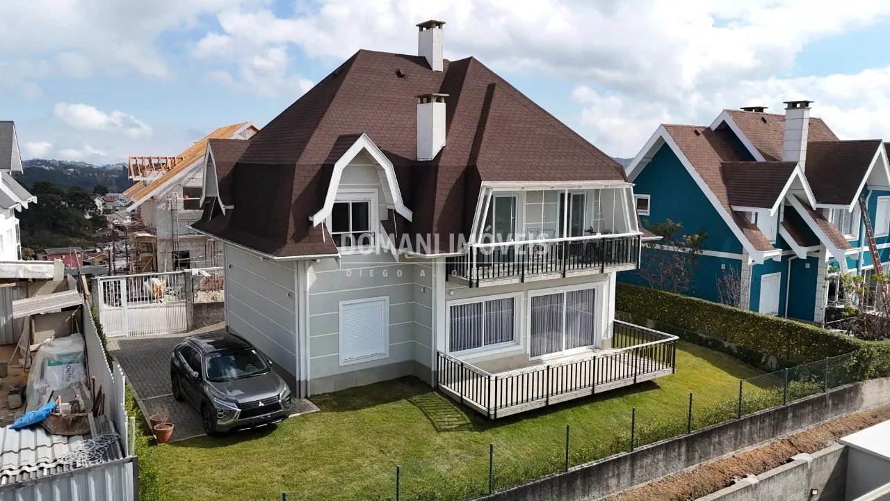 Casa à venda de 330 m² em Campos do Jordão, SP, Brasil
