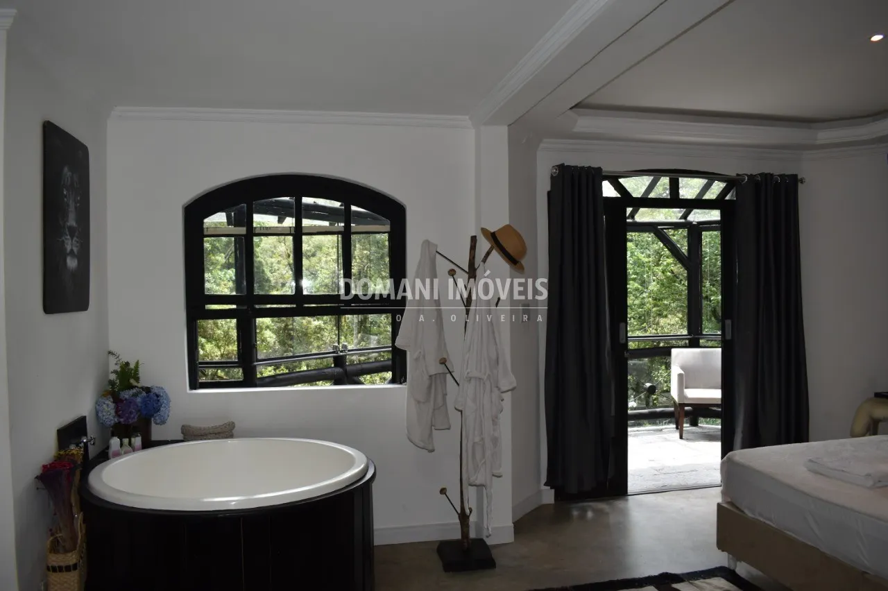 House for sale of 2,600 m² in Campos do Jordão, SP, Brazil
