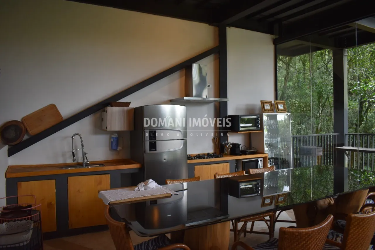 House for sale of 2,600 m² in Campos do Jordão, SP, Brazil