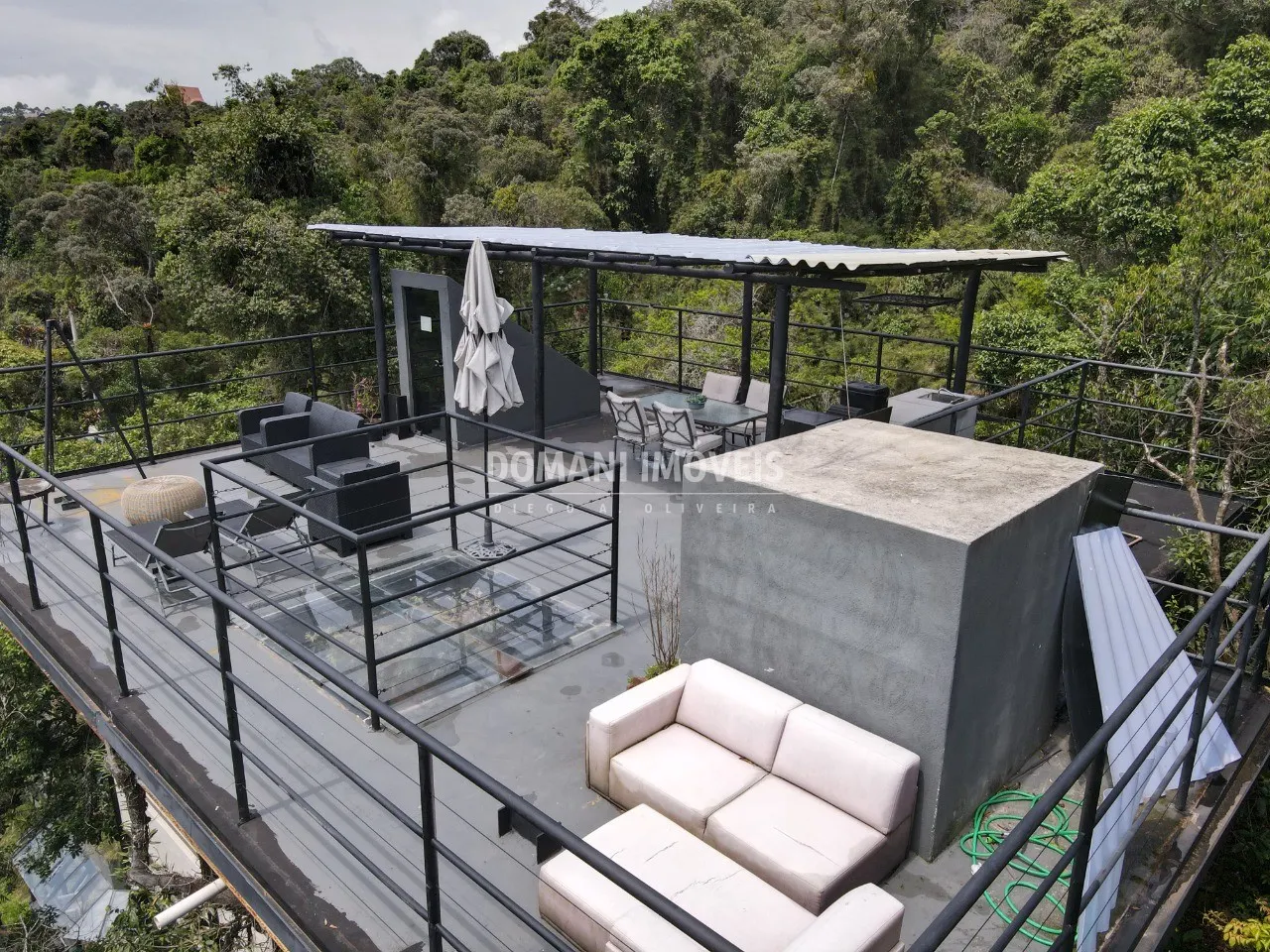 House for sale of 2,600 m² in Campos do Jordão, SP, Brazil