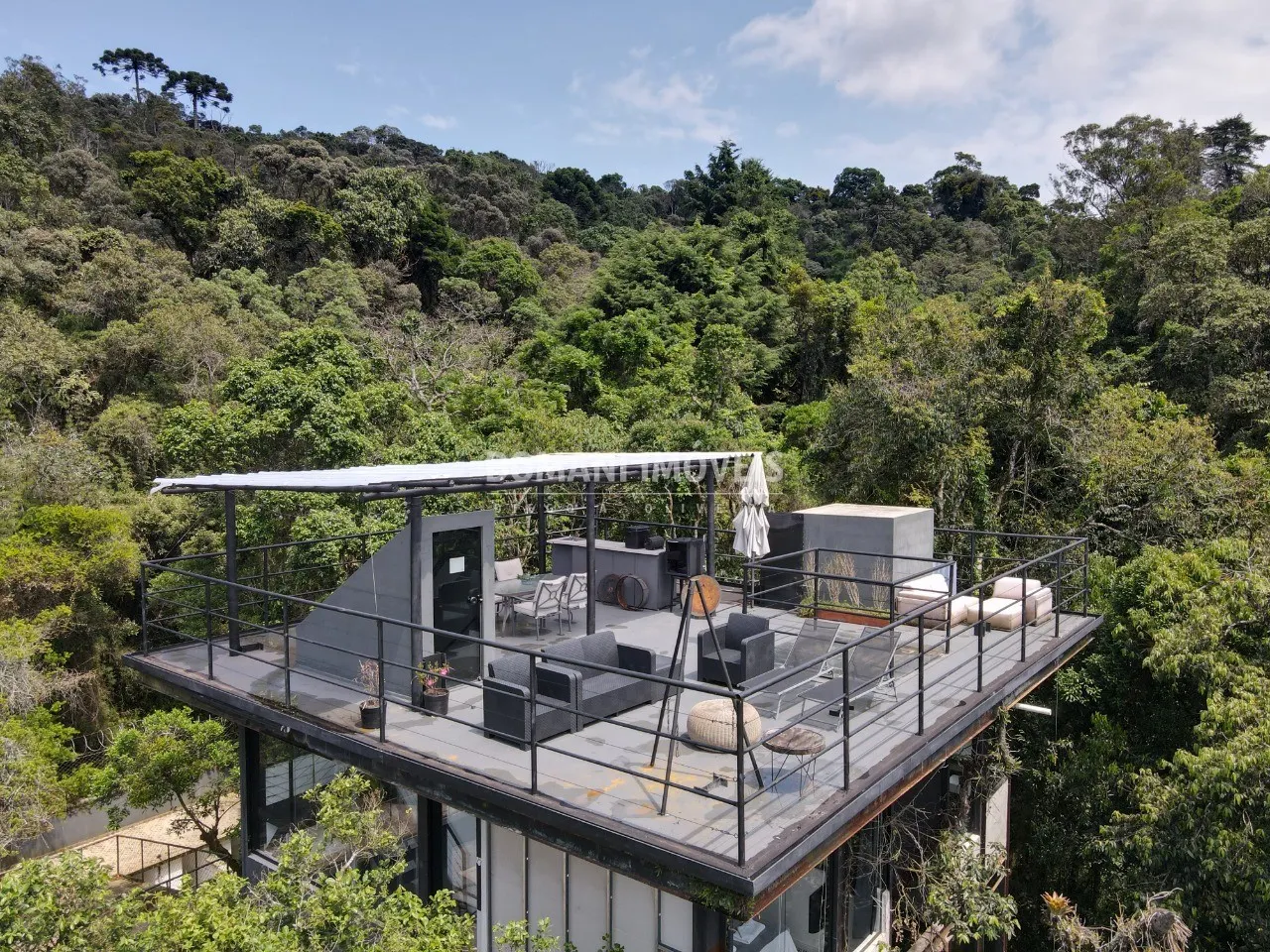 House for sale of 2,600 m² in Campos do Jordão, SP, Brazil