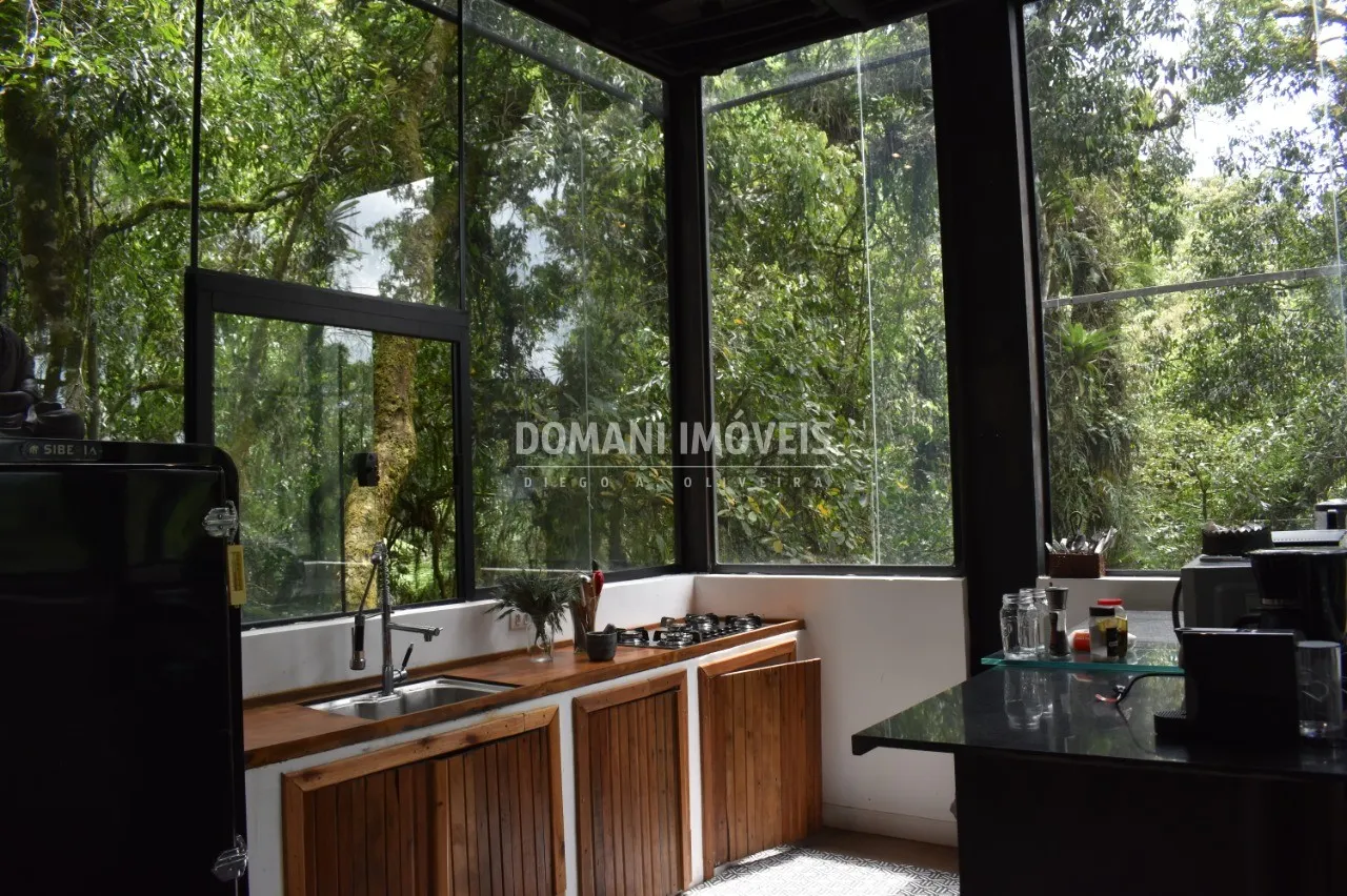 House for sale of 2,600 m² in Campos do Jordão, SP, Brazil