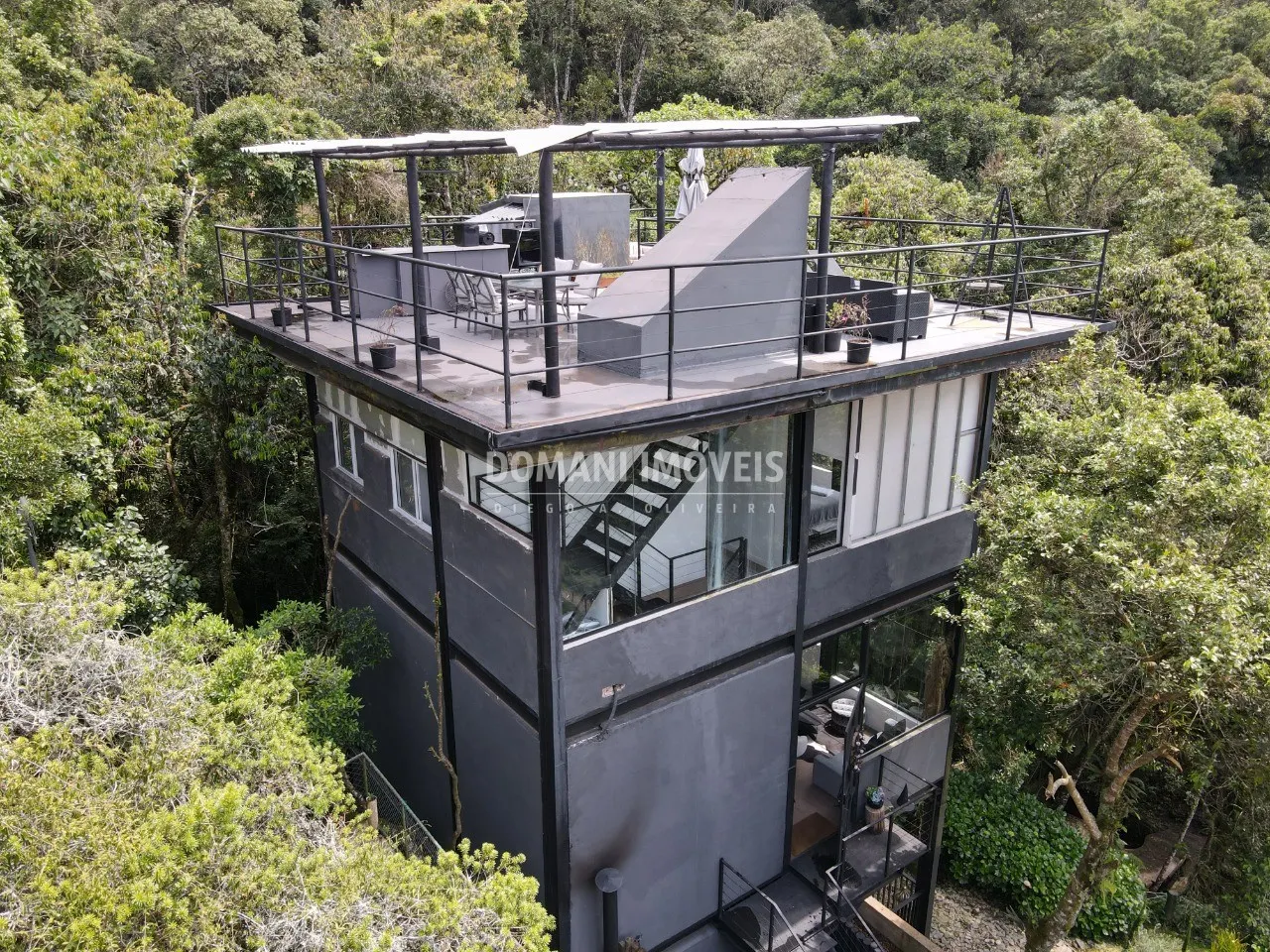House for sale of 2,600 m² in Campos do Jordão, SP, Brazil