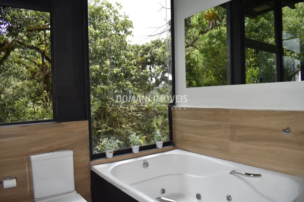 House for sale of 2,600 m² in Campos do Jordão, SP, Brazil