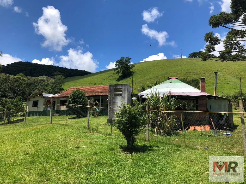 Country home for sale of 3,200 m² in Camanducaia, MG, Brazil