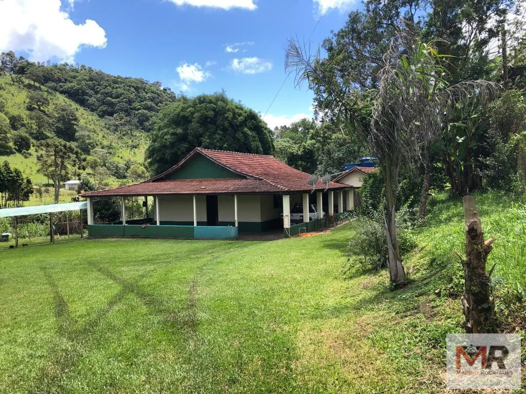 Country home for sale of 3,200 m² in Camanducaia, MG, Brazil