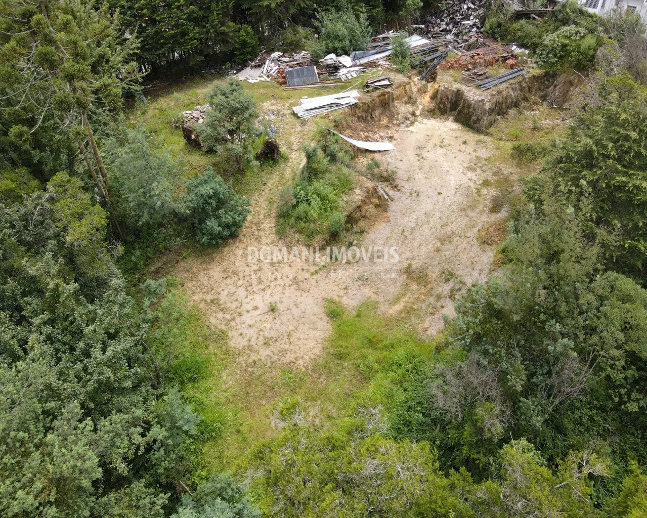Terreno à venda de 4.450 m² em Campos do Jordão, SP, Brasil
