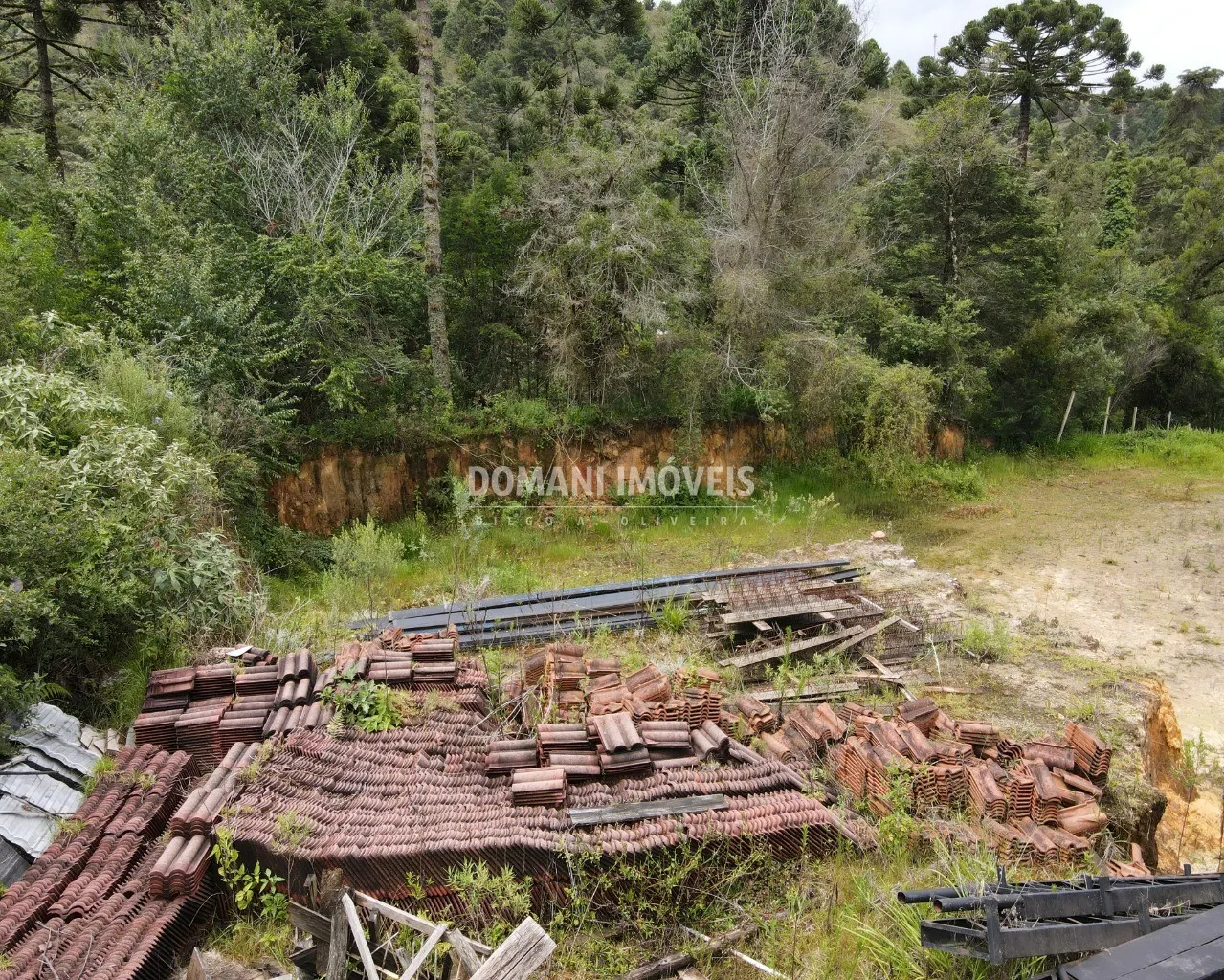 Terreno à venda de 4.450 m² em Campos do Jordão, SP, Brasil