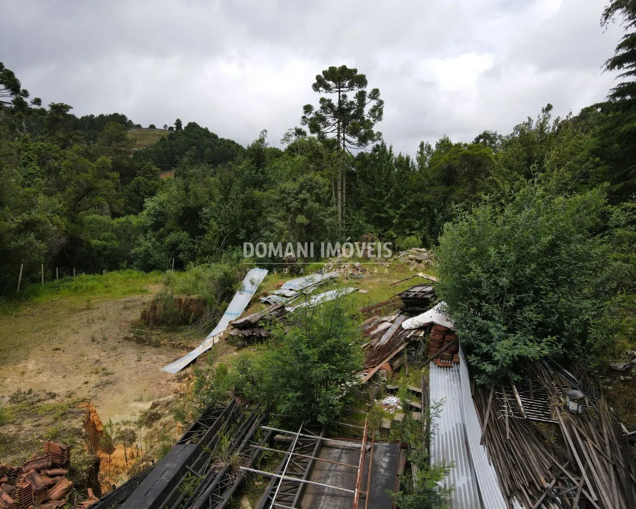 Terreno à venda de 4.450 m² em Campos do Jordão, SP, Brasil
