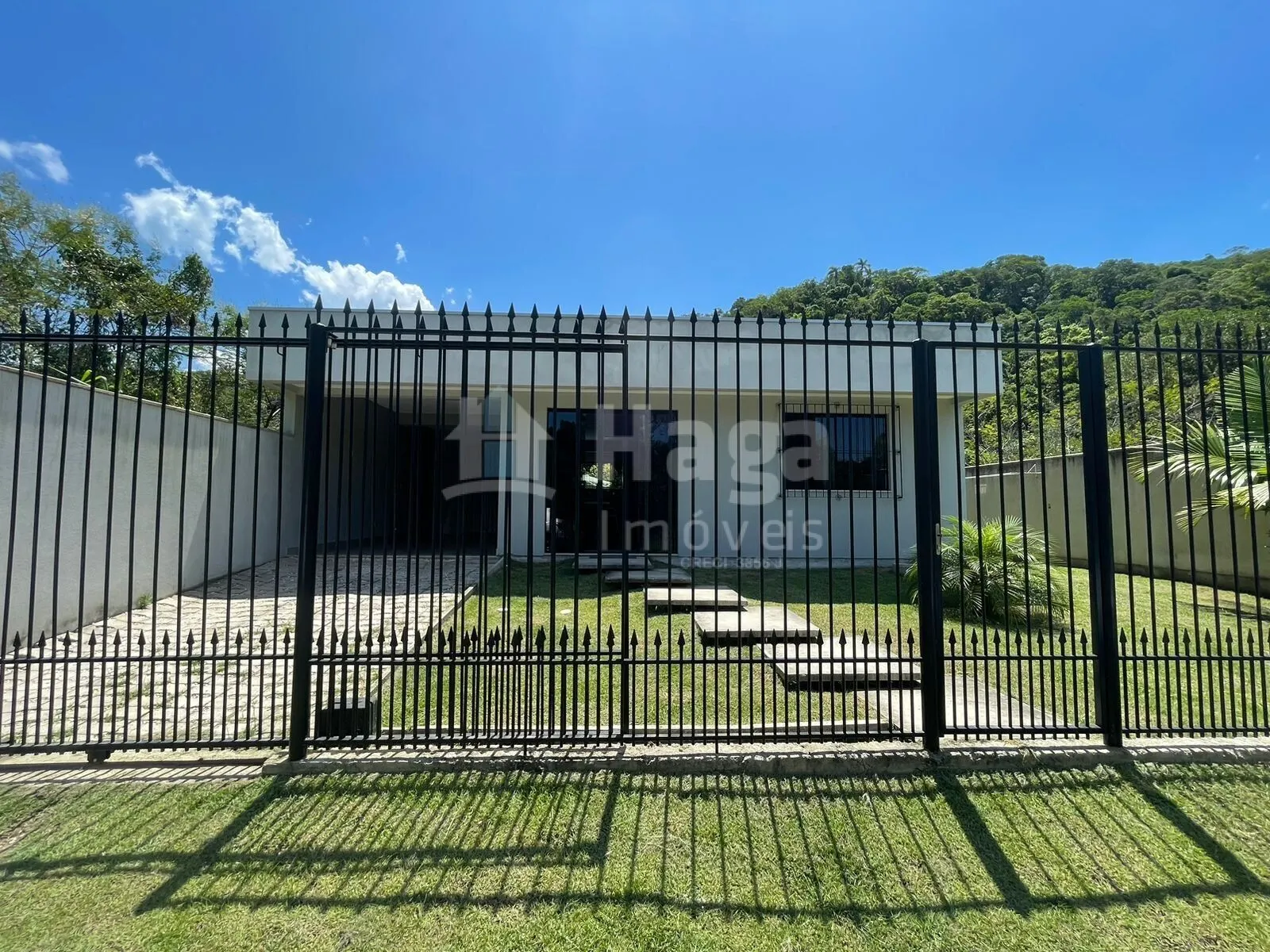 Casa à venda de 325 m² em Bombinhas, SC, Brasil