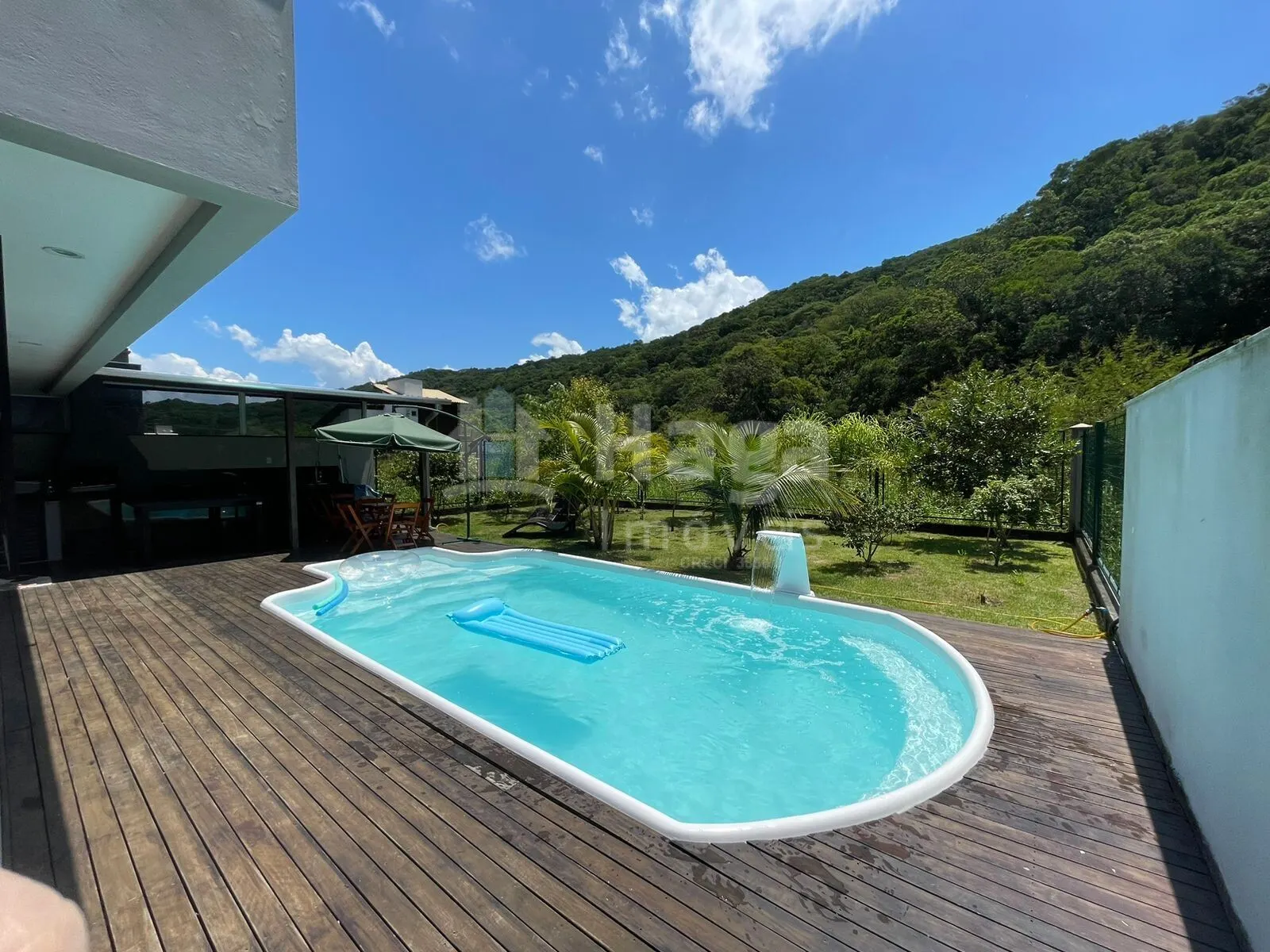 Casa à venda de 325 m² em Bombinhas, SC, Brasil