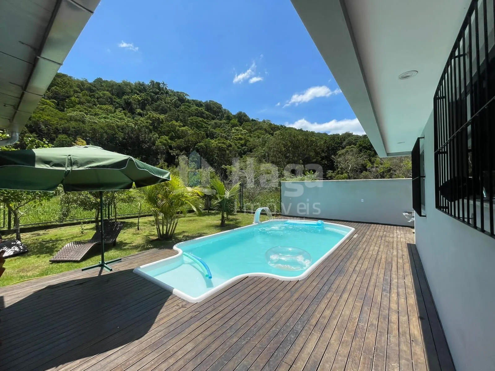 Casa à venda de 325 m² em Bombinhas, SC, Brasil